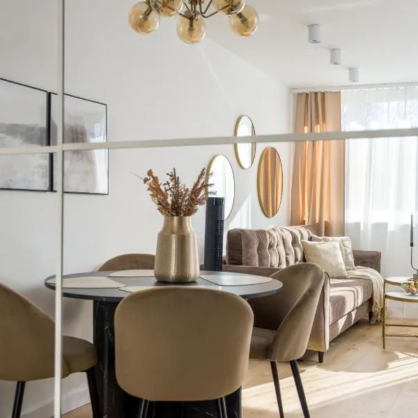Kairos Apartments - Onyx - darmowy parking, ścisłe centrum、グリヴィツェのホテル