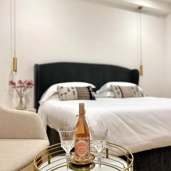 Feel Boutique Rooms, hotel in Oristano