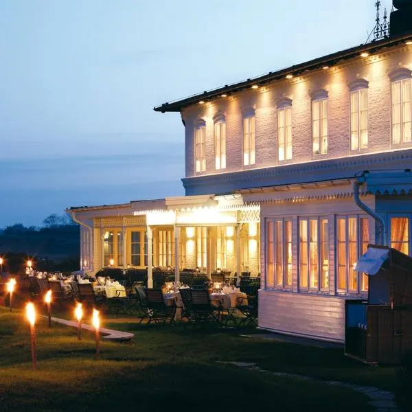 Hotel Fährhaus, hotel v destinaci Munkmarsch