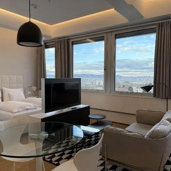 Vienna Skyline View Luxury Loft Near City Center, khách sạn ở Wien