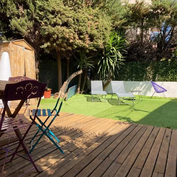 Studio avec jardin, hotel v destinaci Antibes