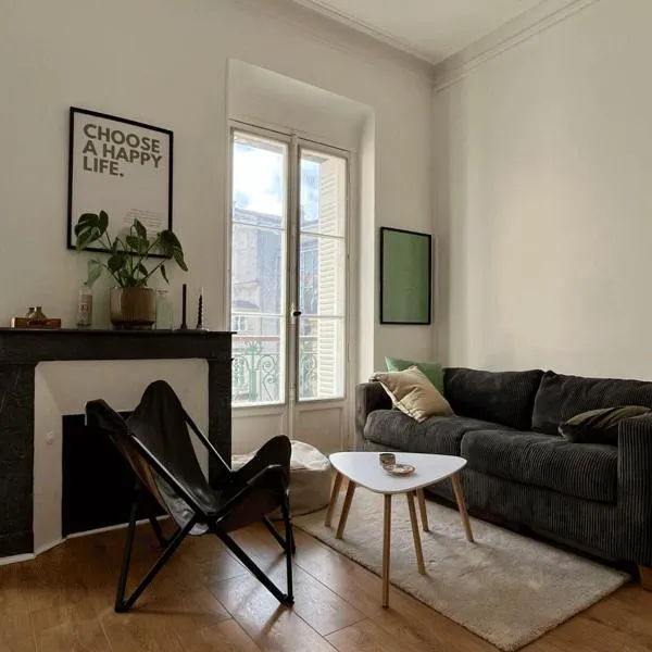 Appartement T3 neuf centre historique, hotel v destinaci Bordeaux