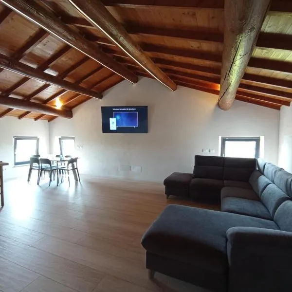 Corte Boschetto, hotel v destinaci Azzano