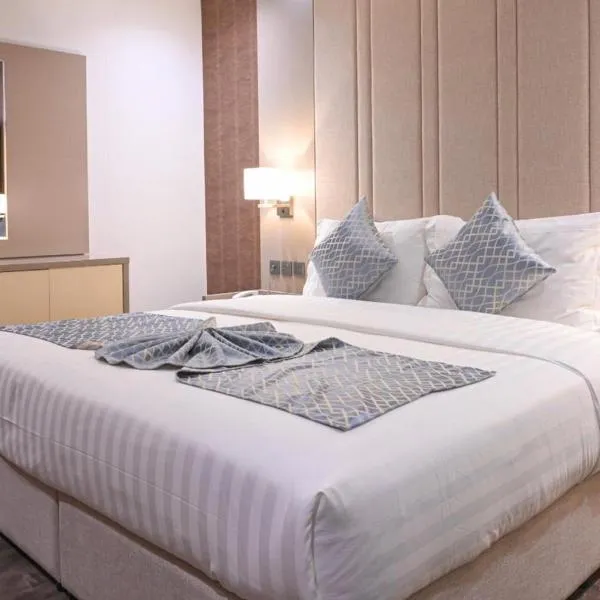 شقق حديقة الشرق بلس للشقق المخدومة, hotel in Al Khobar
