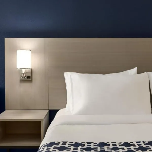 Quality Inn Lake Elsinore I-15, hotel v destinaci Lake Elsinore