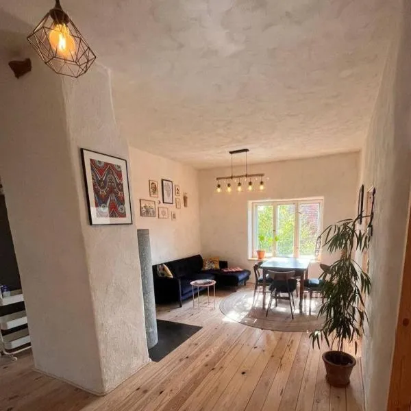 Nachhaltige Wohnung im Seenland、Cantnitzのホテル