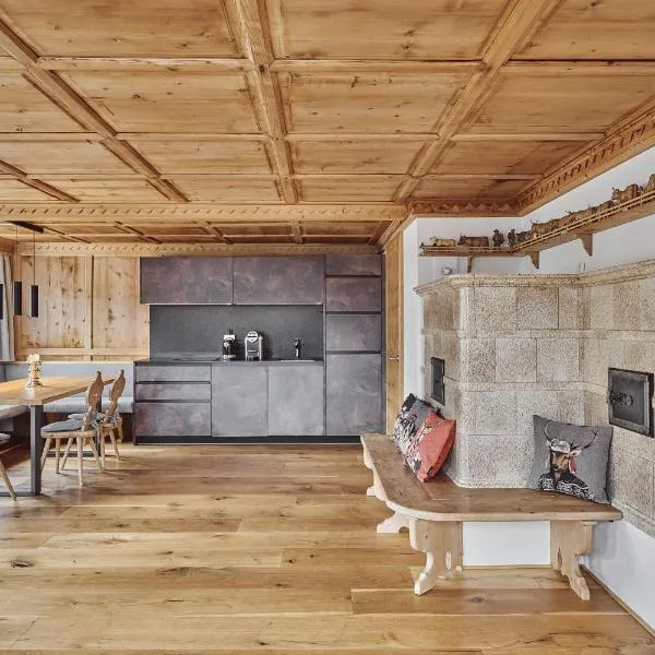 Fernsicht Alpen-Apartments, hotel in Lech am Arlberg