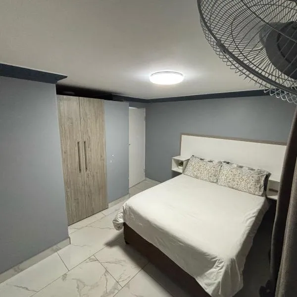 BEREA apartment 786: Durban şehrinde bir otel