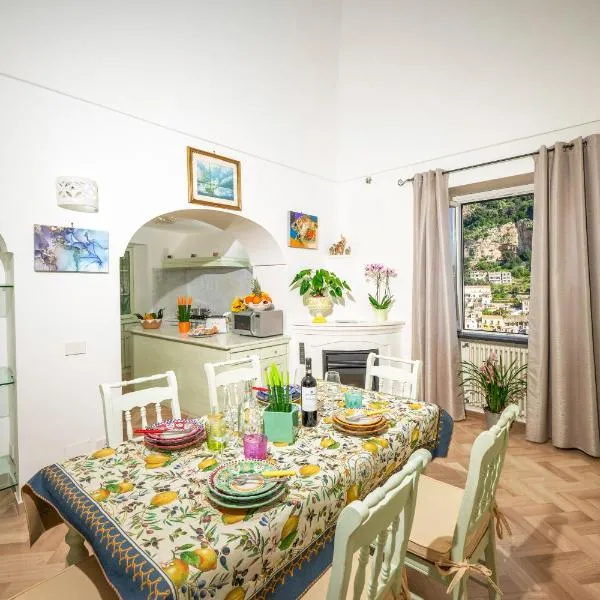 Positano Holiday House, hotel v Positane