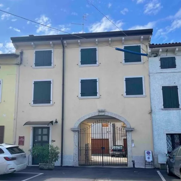 La casa della Ada, viešbutis mieste Castelnuovo del Garda