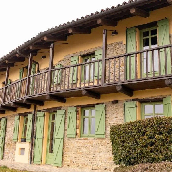 Il Pilone Votivo - Immersi nella natura, hotel v destinaci Sinio