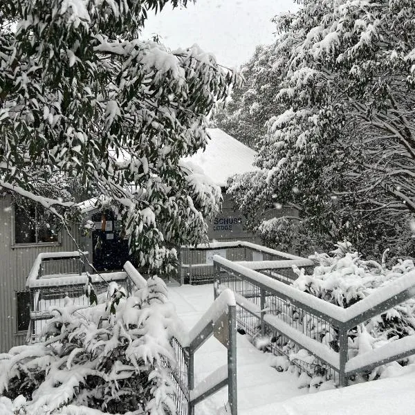 Schuss Alpine Club, Falls Creek, hotel v destinaci Falls Creek