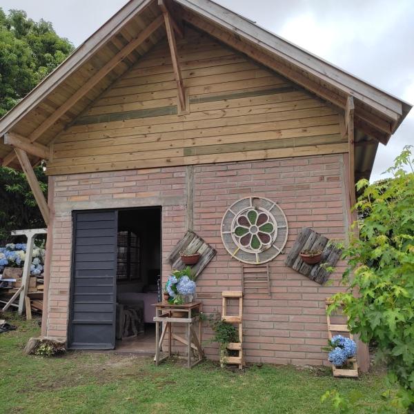 Cabana luar de pedra