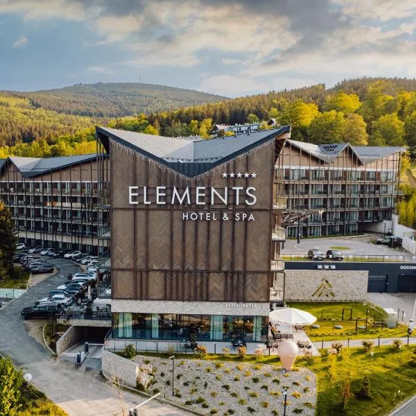 Elements Hotel&Spa, hotel v destinácii Świeradów-Zdrój
