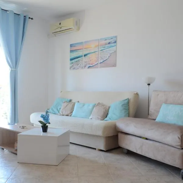 Любимото синьо в Синеморец, hotel v destinaci Sinemorets