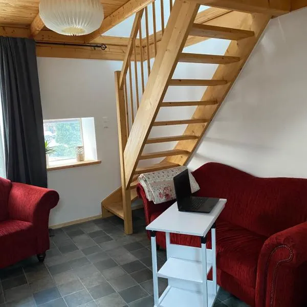 Wohlfühlen im ehemaligen Heuboden, hotel v destinaci Bröckel