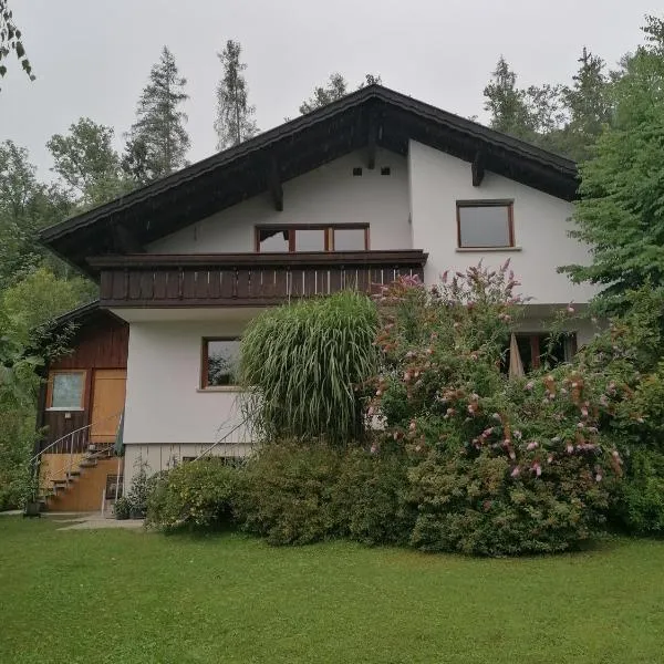Ferienwohnung, hotel v destinaci Schwarzach