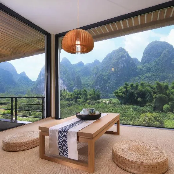 Viesnīca Yangshuo Lijiang Island Riverside Resort -Free pick up service and local guide walking along the river pilsētā Janšuo