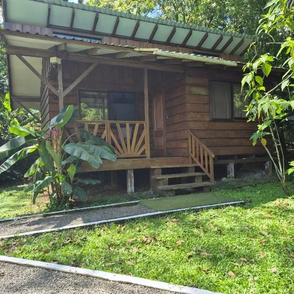 Centro Ananda, hotel v destinaci Guápiles