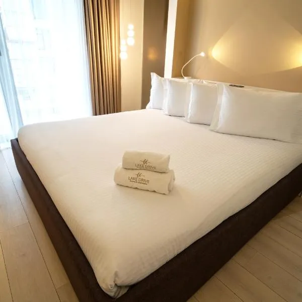 Lake Drive Rooms&Apartments, hotel v destinaci Tirana