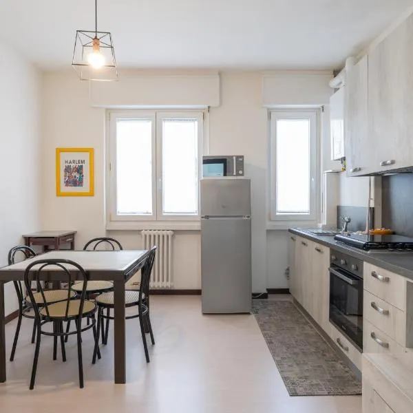 La casa di Ange, hotel v destinaci Lecco