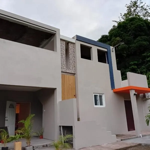 Mountain View Vacation Home, hotel v destinaci Petite Soufrière