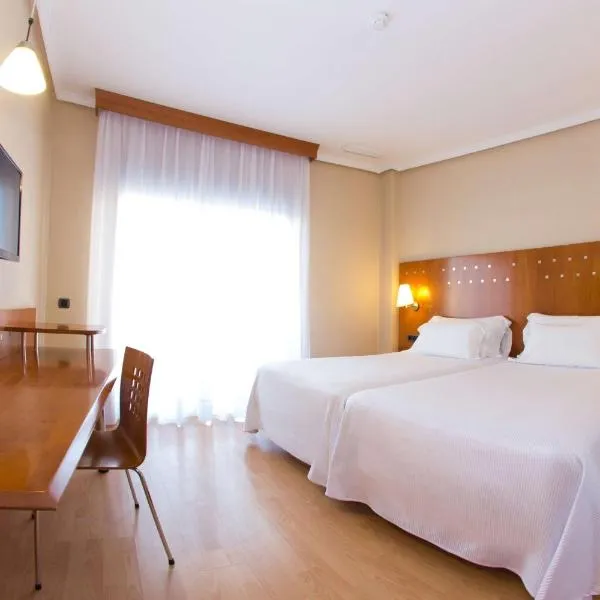 NH San Pedro de Alcántara, hotel in Marbella