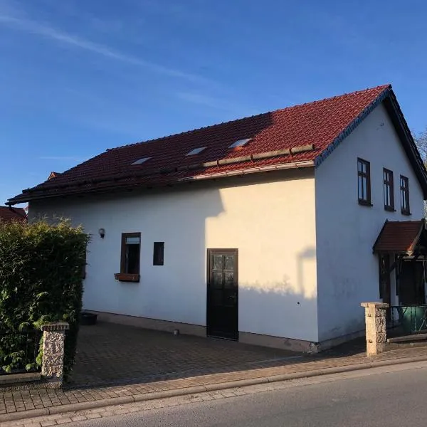 Ferienwohnung Familie Tröger, hotell sihtkohas Floh