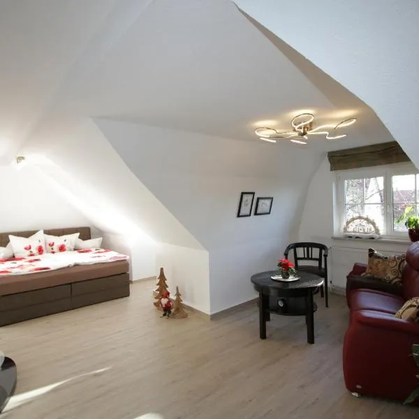 Apartment Kunsthaus Penthouse DG, hotel v destinaci Nordhausen