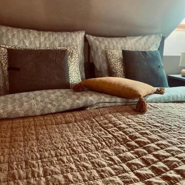 Penzion Patina House Barevný Svět, hotel v Mníšku pod Brdy