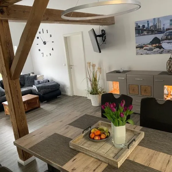 FEWO Hoppegarten, хотел в Хопегартен