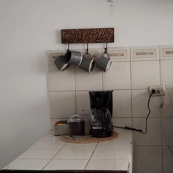 Casita cerca del aeropuerto, hotel v destinaci Alajuela