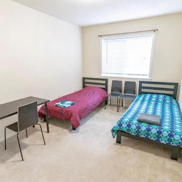 Affordable Dorm Daly City、デイリーシティのホテル