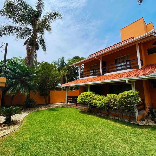 Pousada Bernúncia - Com café da Manhã, próximo a Praia Grande