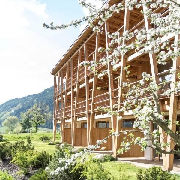 Taubers Bio Vitalhotel, hotel v destinaci Chienes