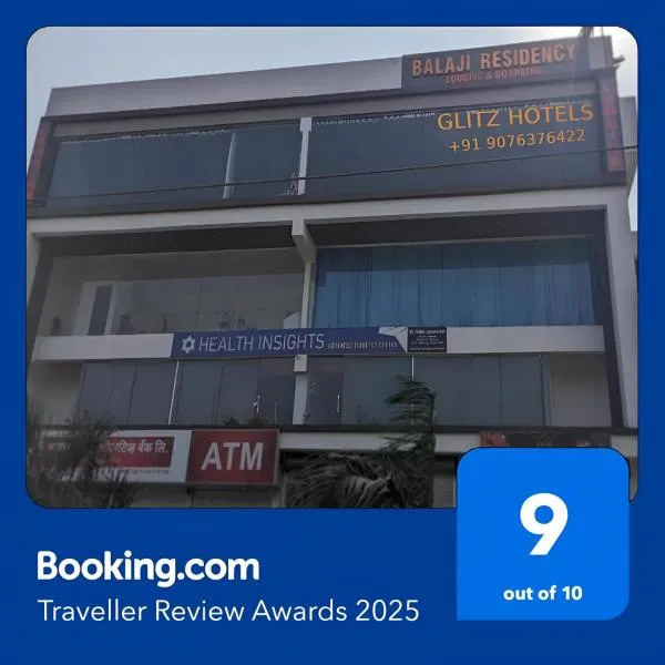 New Balaji Residency By Glitz Hotels, hotel di Ulhasnagar