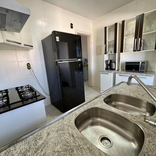 Cobertura duplex 3 quartos, centro, terraço e churrasqueira, ideal para família, acesso por escadas - Foto 4