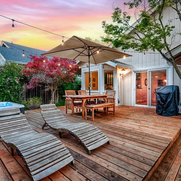 Spacious Oasis Hot Tub Backyard Garden 3BR/2BA, hotel in Sonoma