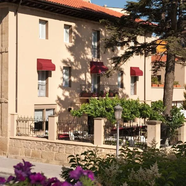 Hotel Arrope, hotel v destinaci Haro