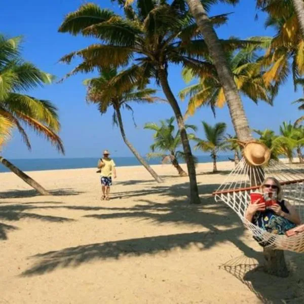 Abad Turtle Beach, hotel v destinaci Mararikulam