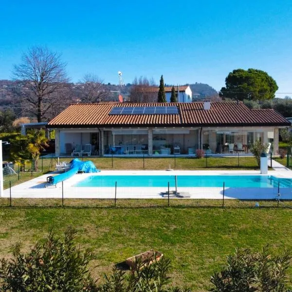 Villa Claudia, hotel in Bardolino