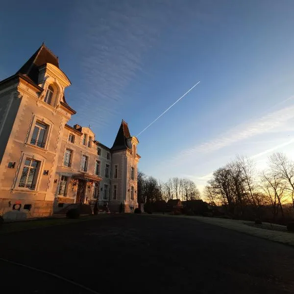 Hôtel Château de la Marlière, hotel v destinaci Fourmies