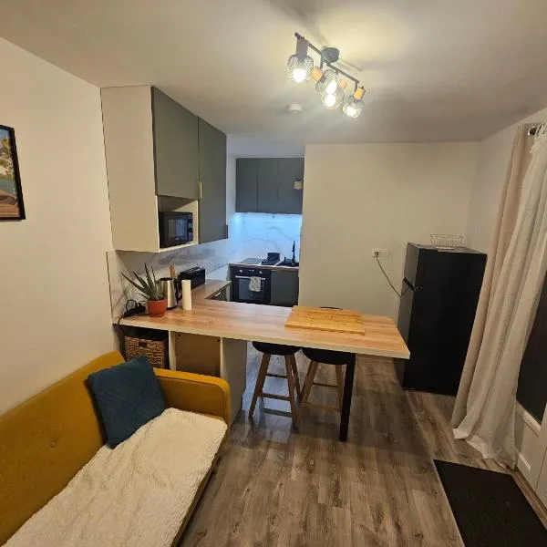 Le Loft du Monchelet, 2 pièces - Saint-Omer, hotel v destinaci Pihem