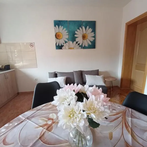 Stan na dan Relax, hotelli kohteessa Bosanska Dubica