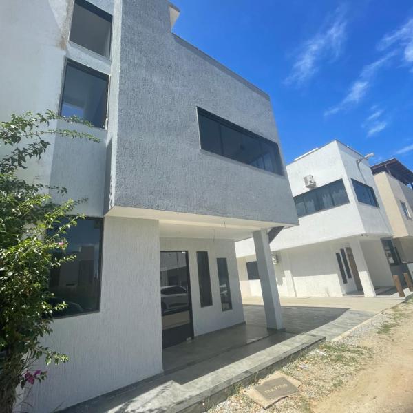 Casa Pontal de Arraial
