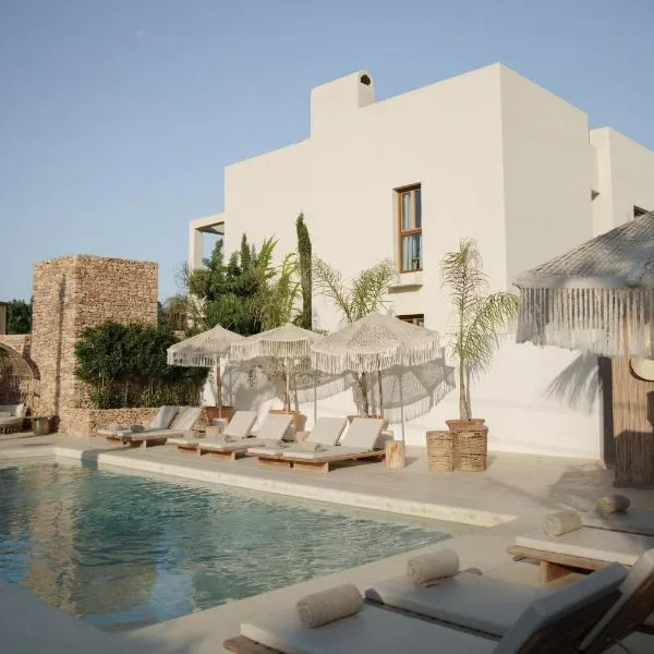 Mar Suites Formentera by Universal Beach Hotels, hotel v destinaci Es Pujols