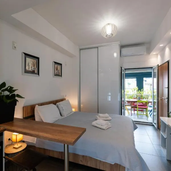 Modern studio apartment A, hotel v Aténách
