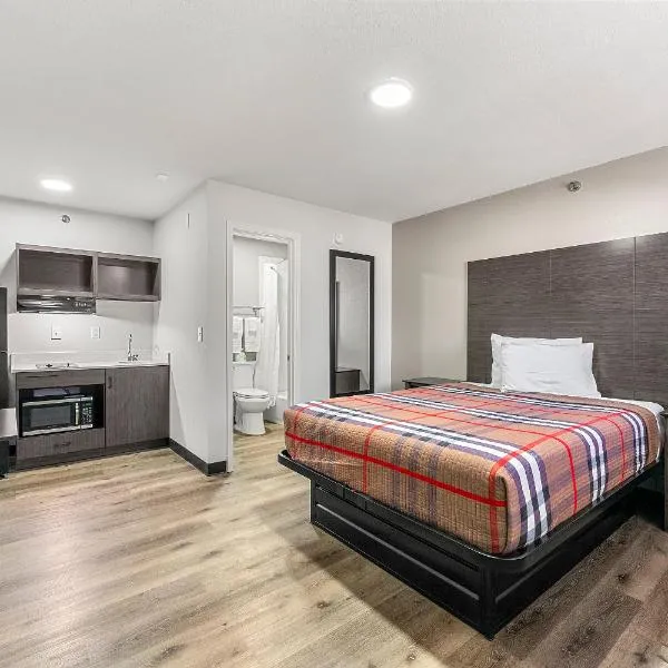 Southern Suites Forest Park, hotell i Forest Park