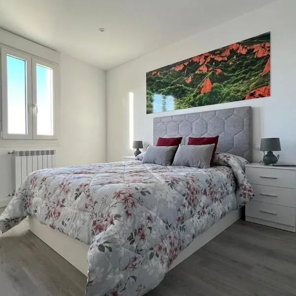 Apartamento nuevo casco antiguo, hotel in Ponferrada