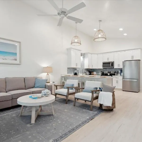 Brand New Luxury Rental on Oleander Unit G, hotel v mestu Dauphin Island